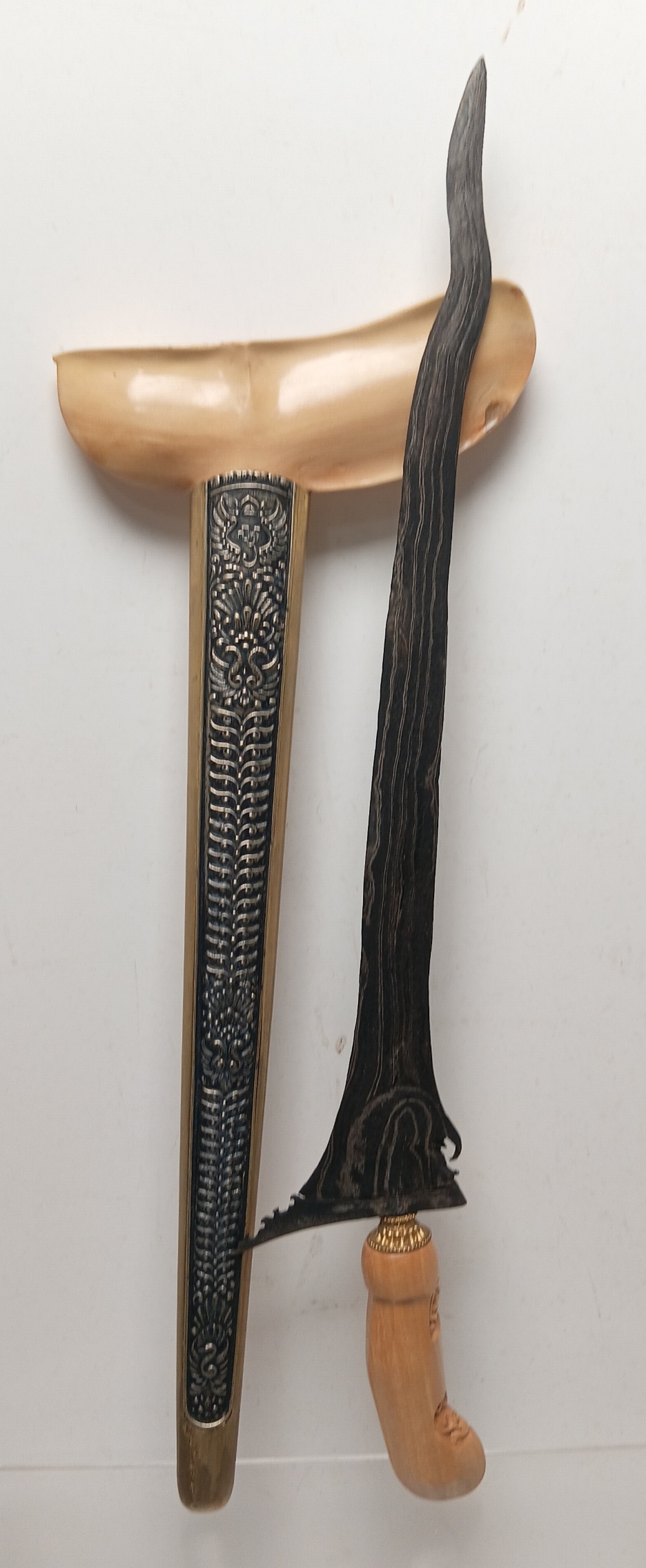 Keris Jawa Luk 3 Dhamar Murub Dwi Warna - Image 6