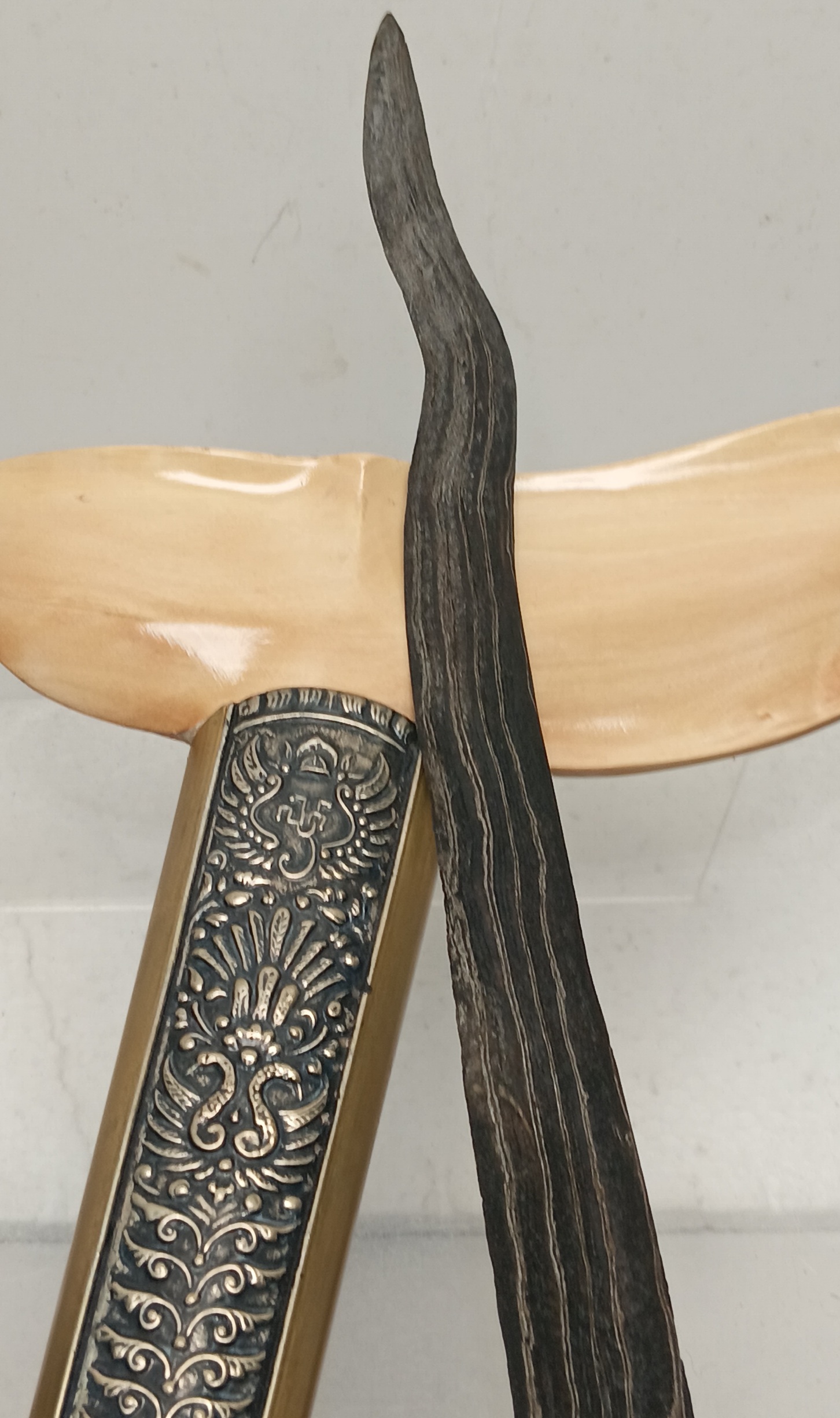 Keris Jawa Luk 3 Dhamar Murub Dwi Warna - Image 7